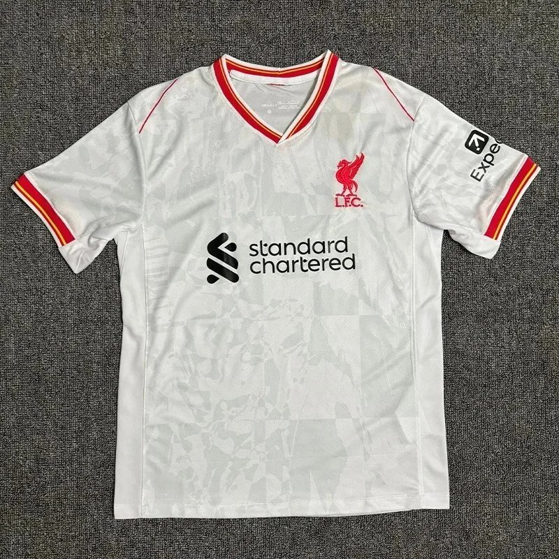 2425 Liverpool Second Guest