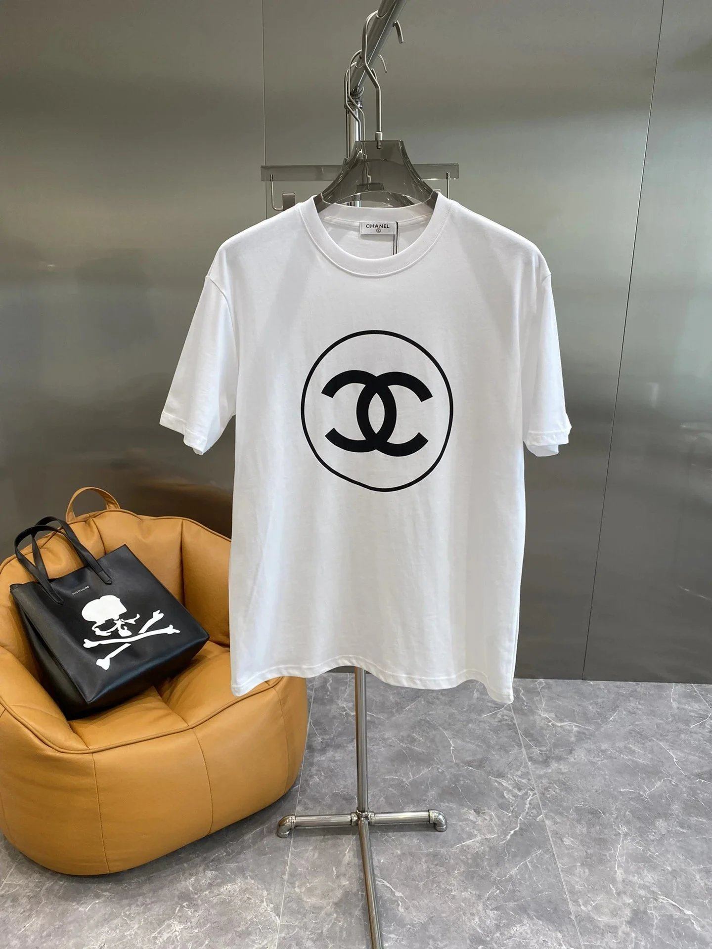 1 (Priority shipping for favorites)