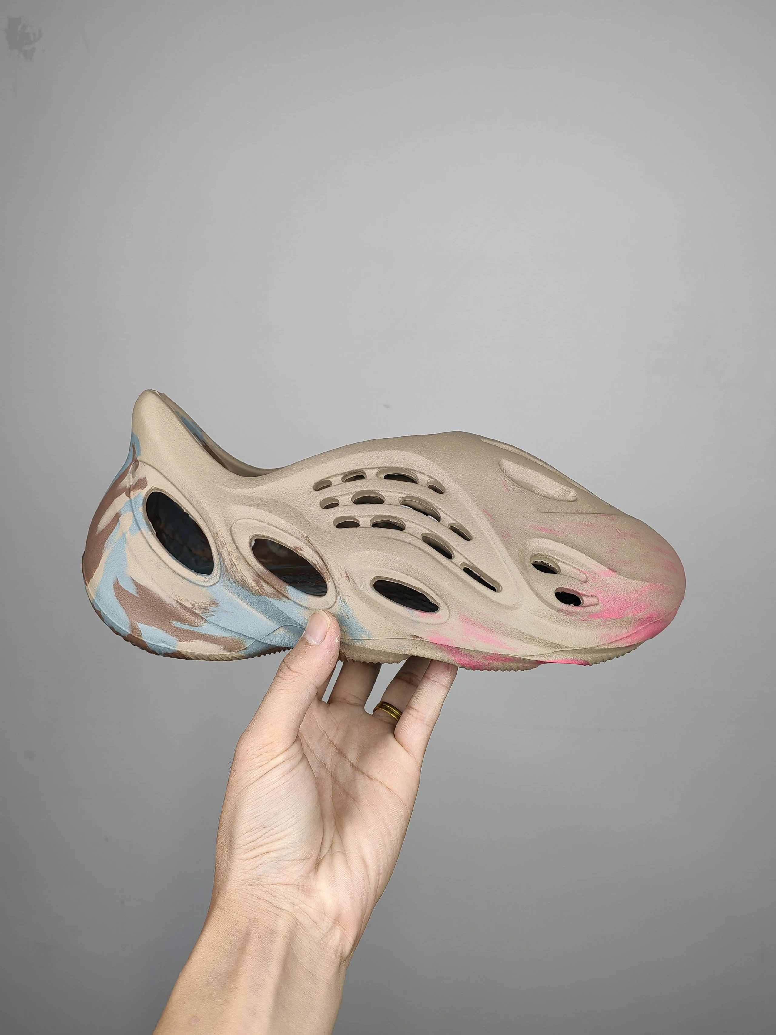 Blue brown powder (GY3969)